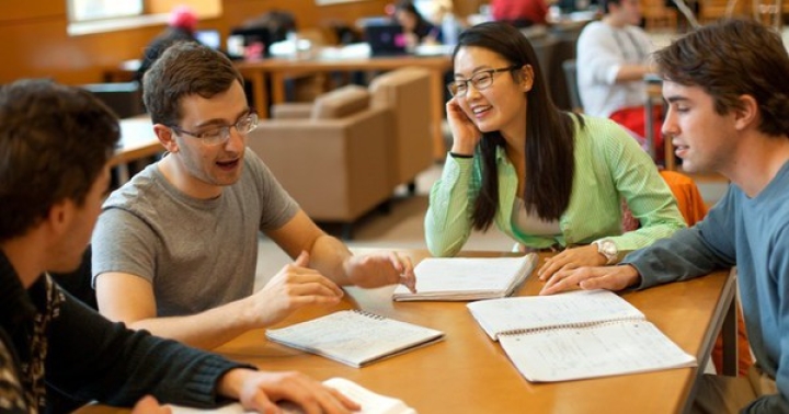 Khóa học ôn thi Chứng chỉ Tiếng Việt cho người nước ngoài